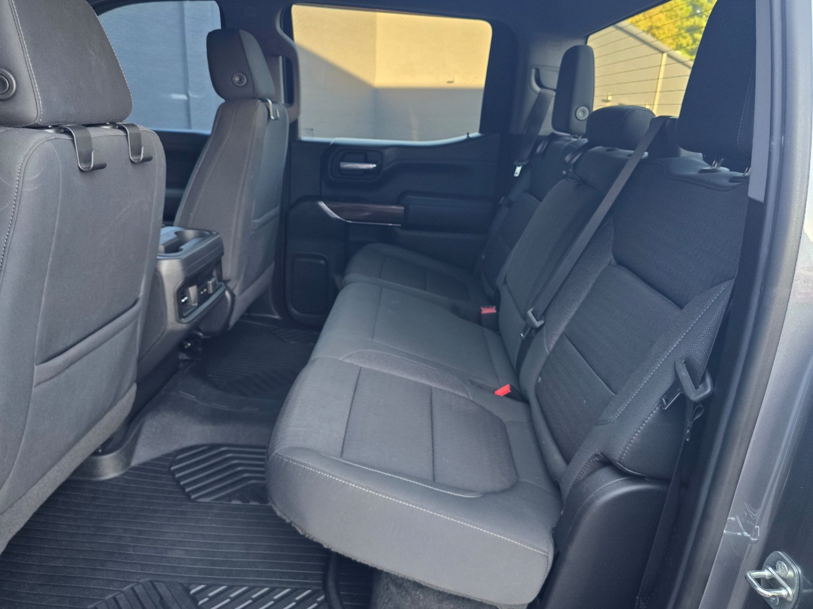 Used 2021 Chevrolet Silverado 1500 LT Trail Boss w/ LPO, Dark Essentials Package AWD/4WD image 15