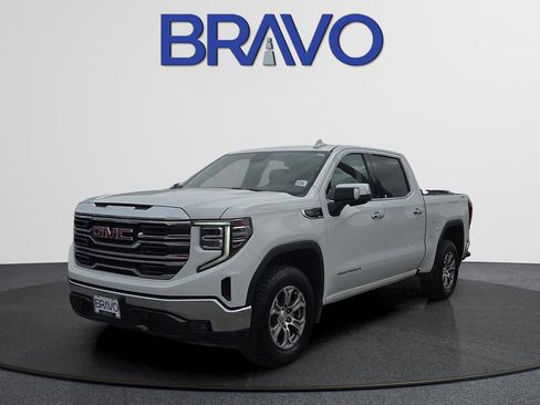 Used 2025 GMC Sierra 1500 SLT AWD/4WD image 1