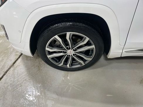 Used 2019 GMC Terrain Denali w/ Advanced Safety Package image 10