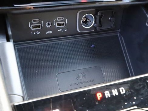 New 2025 Jeep Grand Cherokee Limited w/ Luxury Tech Group II AWD/4WD image 28