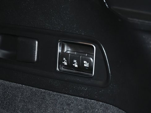 Used 2025 Mercedes-Benz GLS 450 GLS 450 image 83