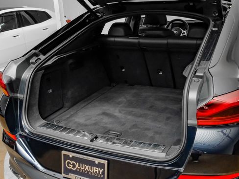 Used 2025 BMW X6 xDrive40i w/ Climate Comfort Package AWD/4WD image 55