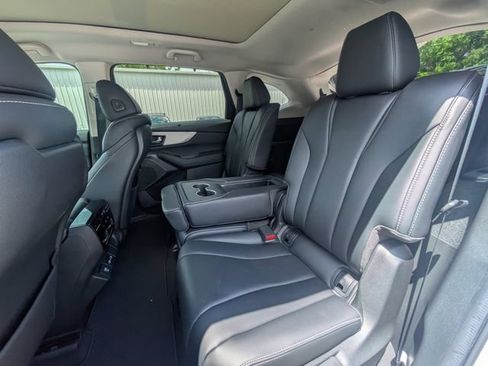 Used 2023 Acura MDX FWD w/ Technology Package image 11