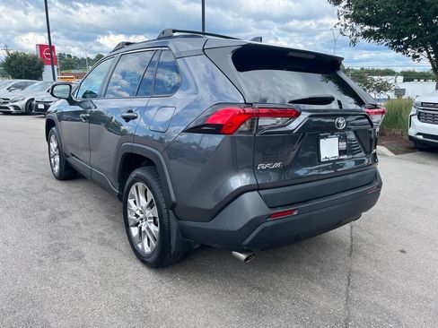 Used 2021 Toyota RAV4 XLE Premium FWD image 2