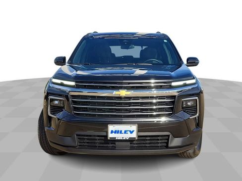 Certified 2025 Chevrolet Traverse LT image 3