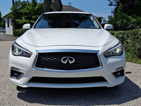Used 2018 INFINITI Q50 Luxe AWD/4WD image 2