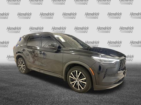 Used 2023 INFINITI QX60 Sensory w/ Vision Package AWD/4WD image 2
