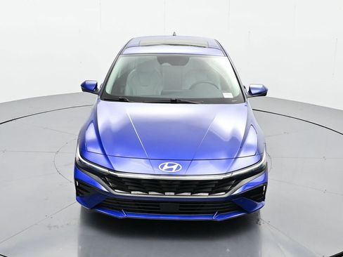 Used 2024 Hyundai Elantra Limited image 40