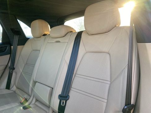 Used 2021 Porsche Cayenne S image 27