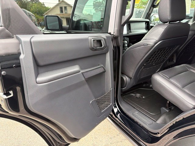 New 2026 Ford Bronco Badlands w/ Sasquatch Package AWD/4WD image 9