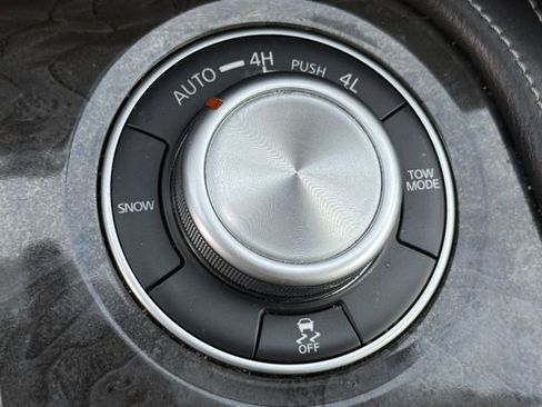 Used 2024 INFINITI QX80 Luxe image 21