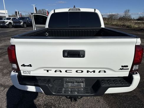 Used 2023 Toyota Tacoma SR5 image 33