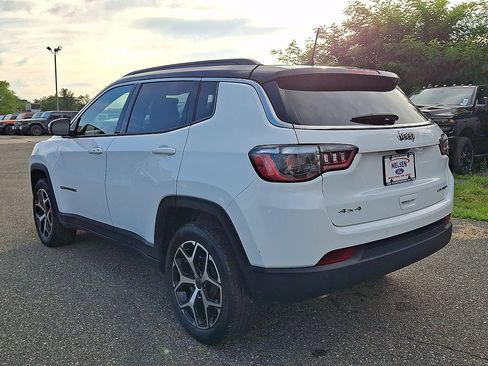 Certified 2025 Jeep Compass Limited AWD/4WD image 28
