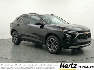 Used 2025 Chevrolet Trax LT FWD video 1