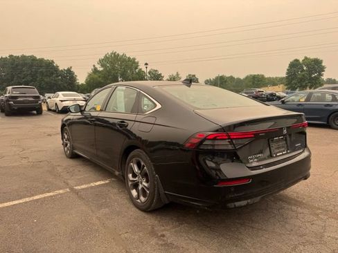 Used 2023 Honda Accord EX-L image 4