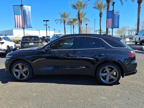 Used 2023 Genesis GV70 2.5T w/ Sport Prestige Package image 8