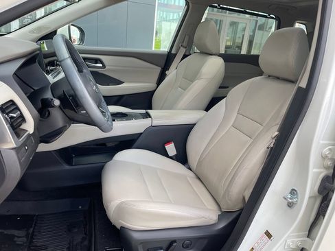 Certified 2023 Nissan Rogue SL w/ SL Premium Package FWD image 11