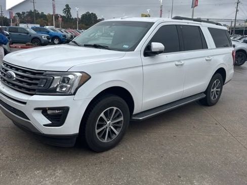 Used 2021 Ford Expedition Max XLT image 2