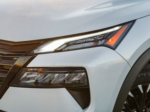 New 2026 Nissan Rogue Dark Armor FWD image 2