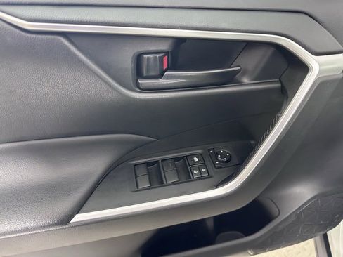 Used 2023 Toyota RAV4 LE image 19