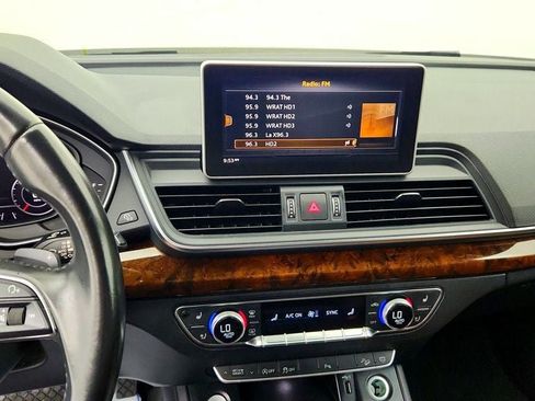 Used 2018 Audi Q5 Prestige w/ Prestige Package AWD/4WD image 18