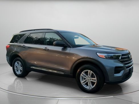 Certified 2023 Ford Explorer XLT AWD/4WD image 36