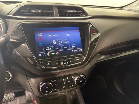 Used 2021 Chevrolet TrailBlazer RS w/ Convenience Package FWD image 16