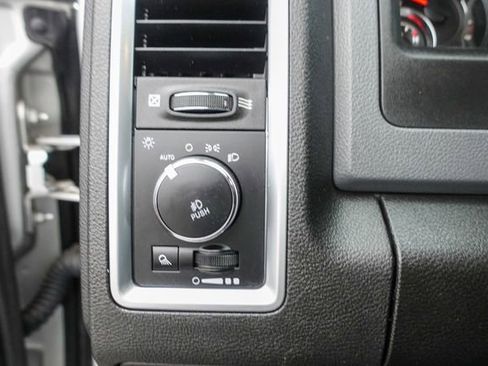 Used 2019 RAM 1500 Big Horn image 18