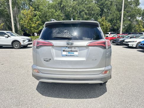 Used 2016 Toyota RAV4 XLE FWD image 5