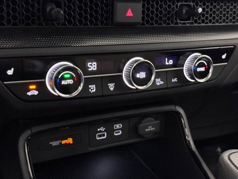 Used 2025 Honda CR-V EX image 25