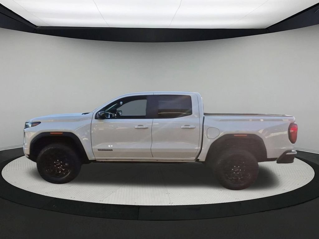 New 2026 GMC Canyon Elevation RWD image 2