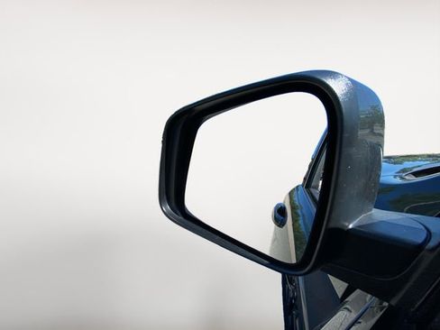 Used 2018 Jeep Grand Cherokee Altitude image 28