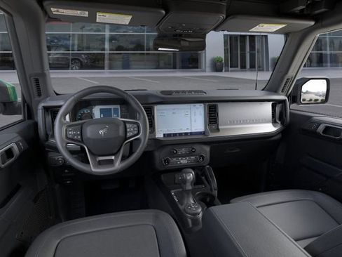 New 2025 Ford Bronco Outer Banks w/ Sasquatch Package image 9