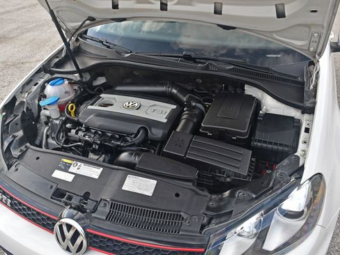Used 2013 Volkswagen GTI Driver's Edition image 30