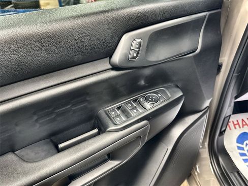 Used 2025 Ford Ranger XL image 14