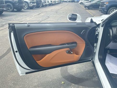 Used 2021 Dodge Challenger SRT Hellcat RWD image 22