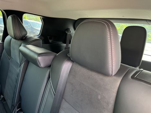 Used 2025 Mitsubishi Outlander SE AWD/4WD image 24