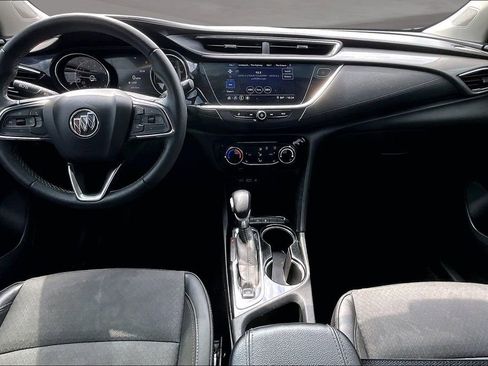 Used 2021 Buick Encore GX Preferred w/ Cold Weather Comfort Package FWD image 16
