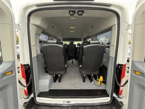 Used 2019 Ford Transit 150 XLT RWD image 23