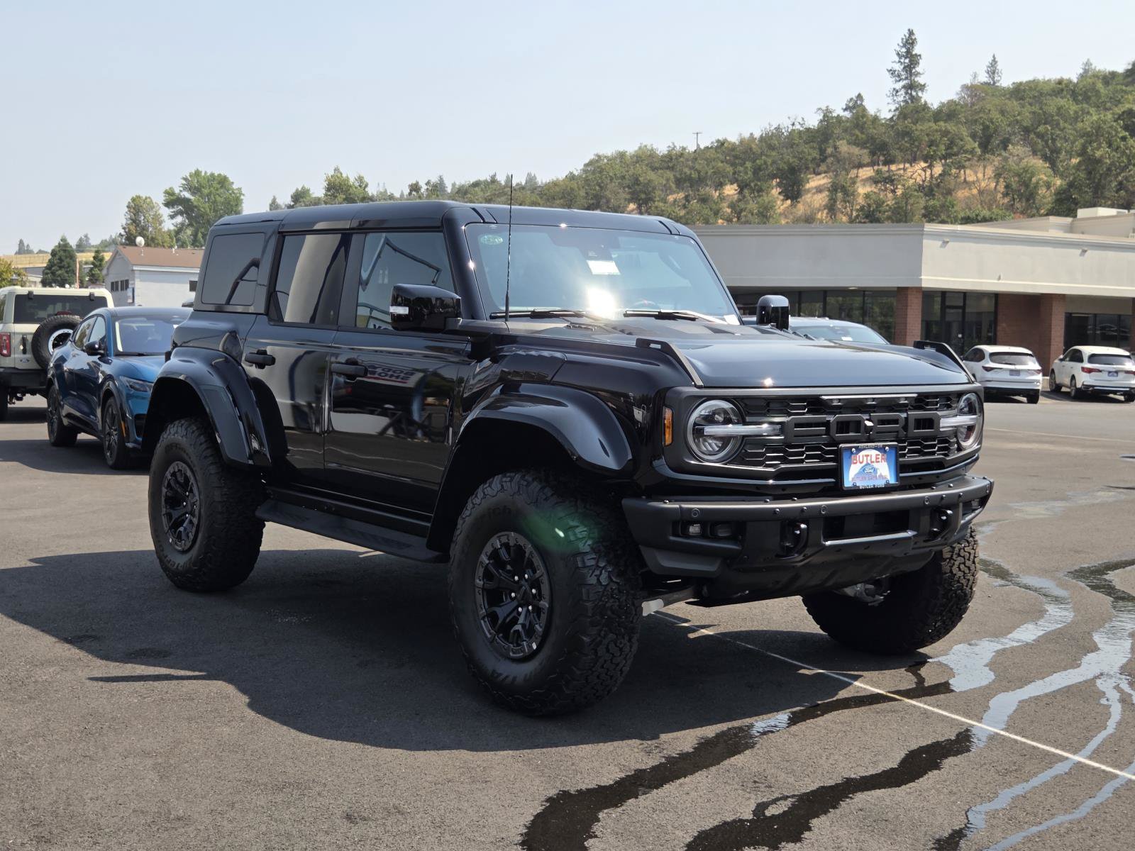 New 2026 Ford Bronco Raptor AWD/4WD image 3