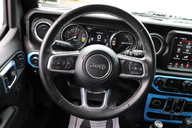 Used 2022 Jeep Wrangler Unlimited Sahara AWD/4WD image 23