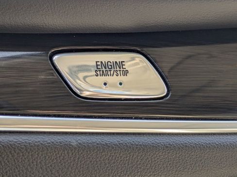 Used 2023 Buick Enclave Essence w/ Experience Buick Package FWD image 34
