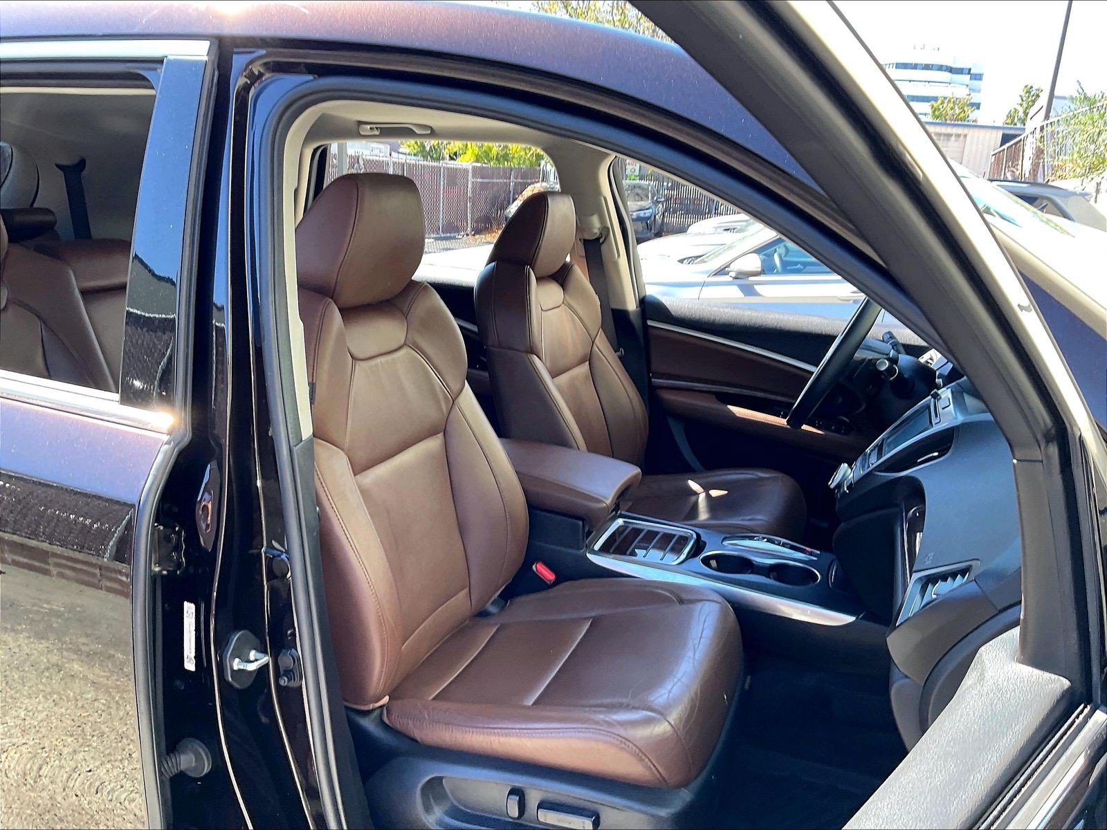 Used 2018 Acura MDX w/ Technology Package AWD/4WD image 6