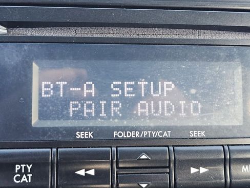 Used 2013 Subaru Crosstrek 2.0i Premium w/ Popular Pkg 2 image 8