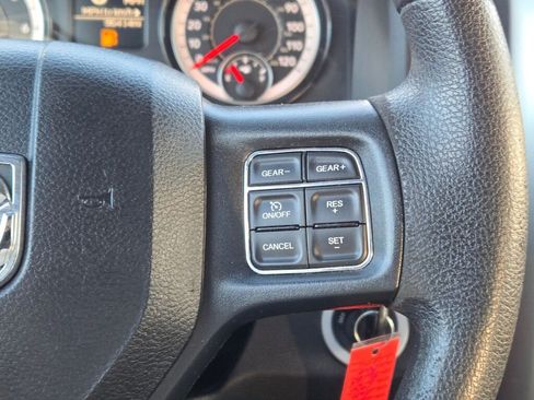 Used 2020 RAM 1500 Classic SLT image 23