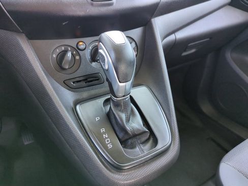 Used 2015 Ford Transit Connect XL FWD image 12