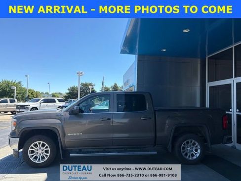 Used 2015 GMC Sierra 1500 SLE w/ SLE Value Package AWD/4WD image 1