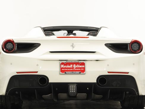 Used 2017 Ferrari 488 Spider image 8