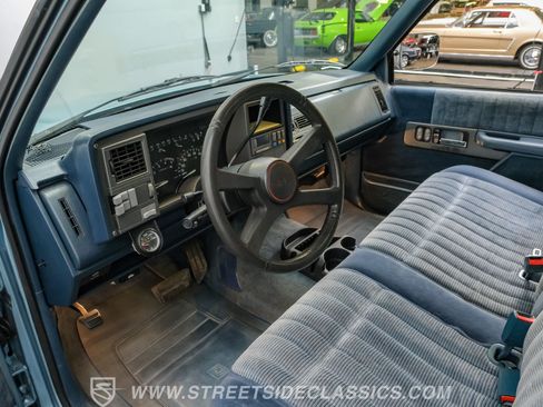 Used 1992 GMC Sierra 1500 2WD Regular Cab image 4