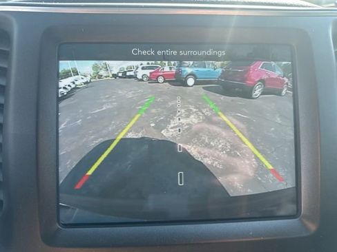 Used 2022 Jeep Cherokee Trailhawk w/ Technology Group B AWD/4WD image 11